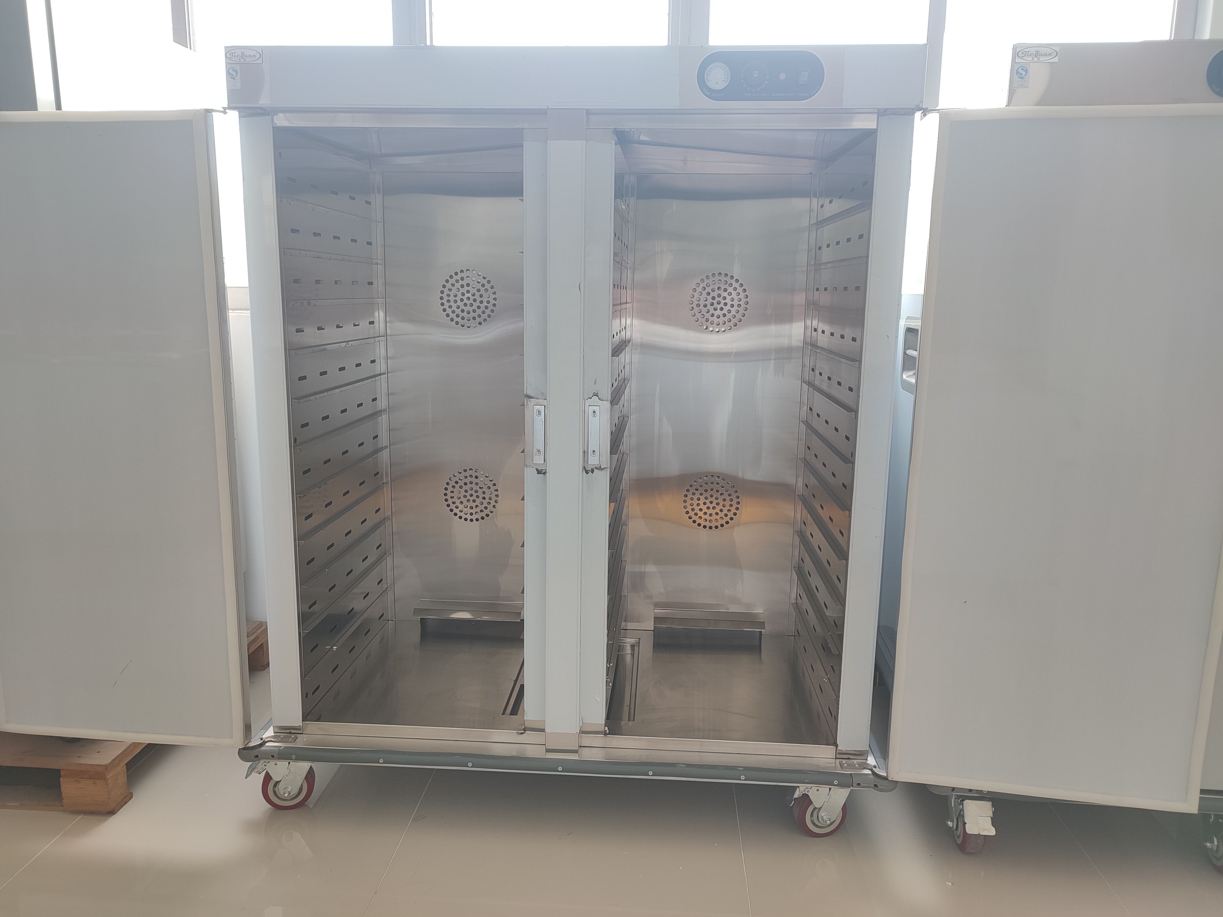 Повысьте эффективность своего общественного питания с помощью оптимального мобильного электрического подогревателя еды